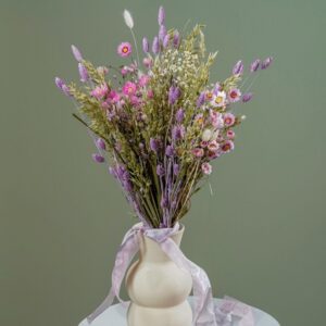 Nordic Bloom - Trendy pastel blomsteroppsats 55cm
